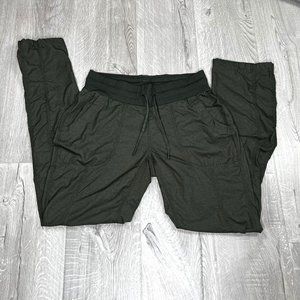 The North Face Aphrodite 2.0 Womens Size M Olive Green Hiking Pants Nylon